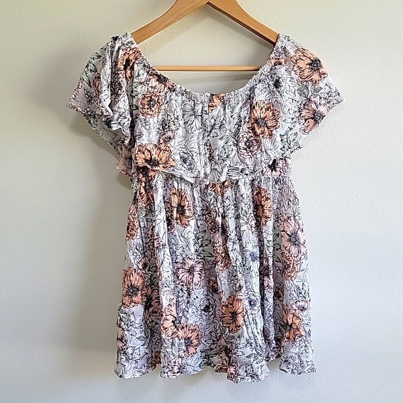 Torrid Flowy Blouse Floral Pattern 00 - Picture 7 of 8